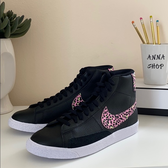 NEW Nike blazer mid black rare sneakers - Picture 4 of 8